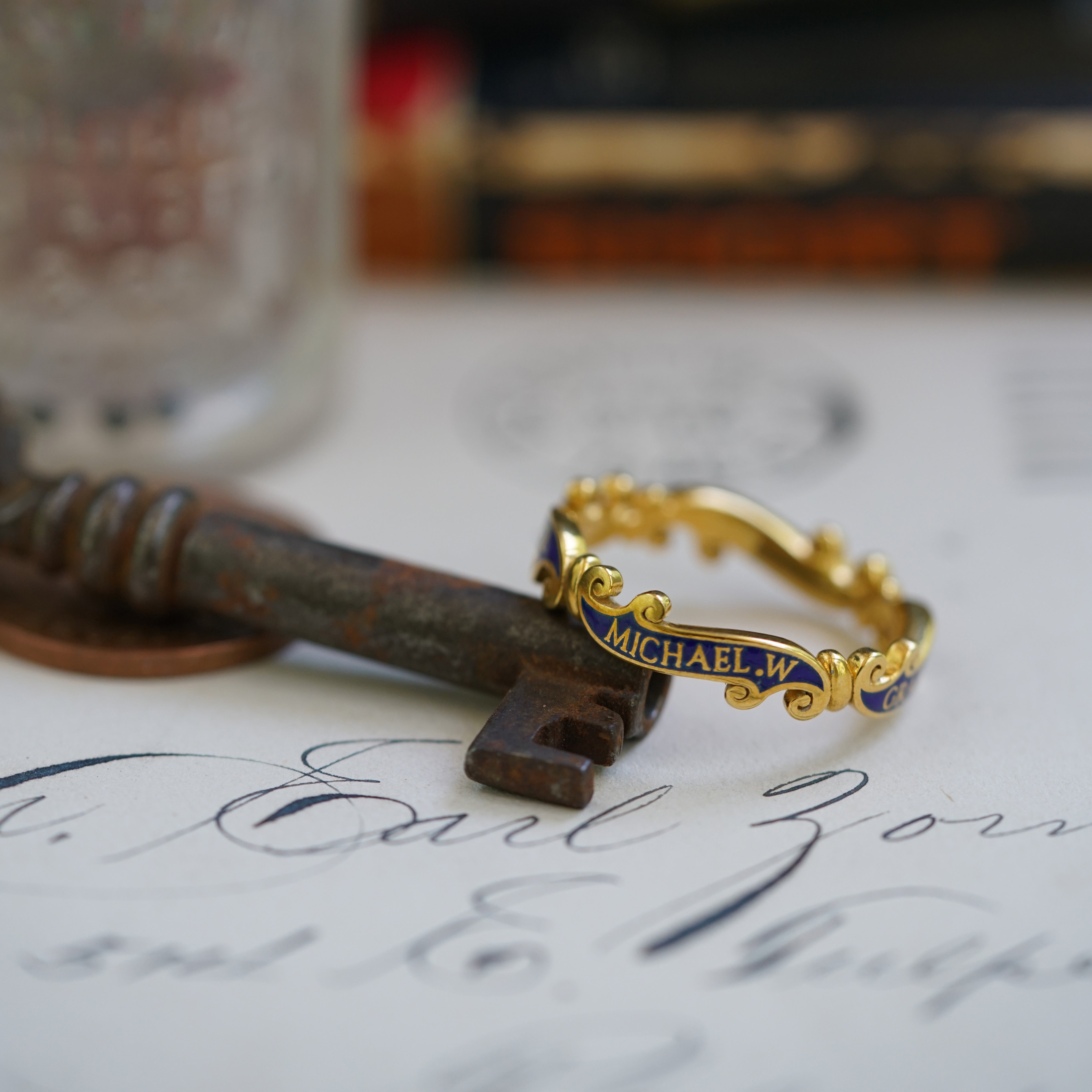 Rococo Gold Ribbon Memorial Ring