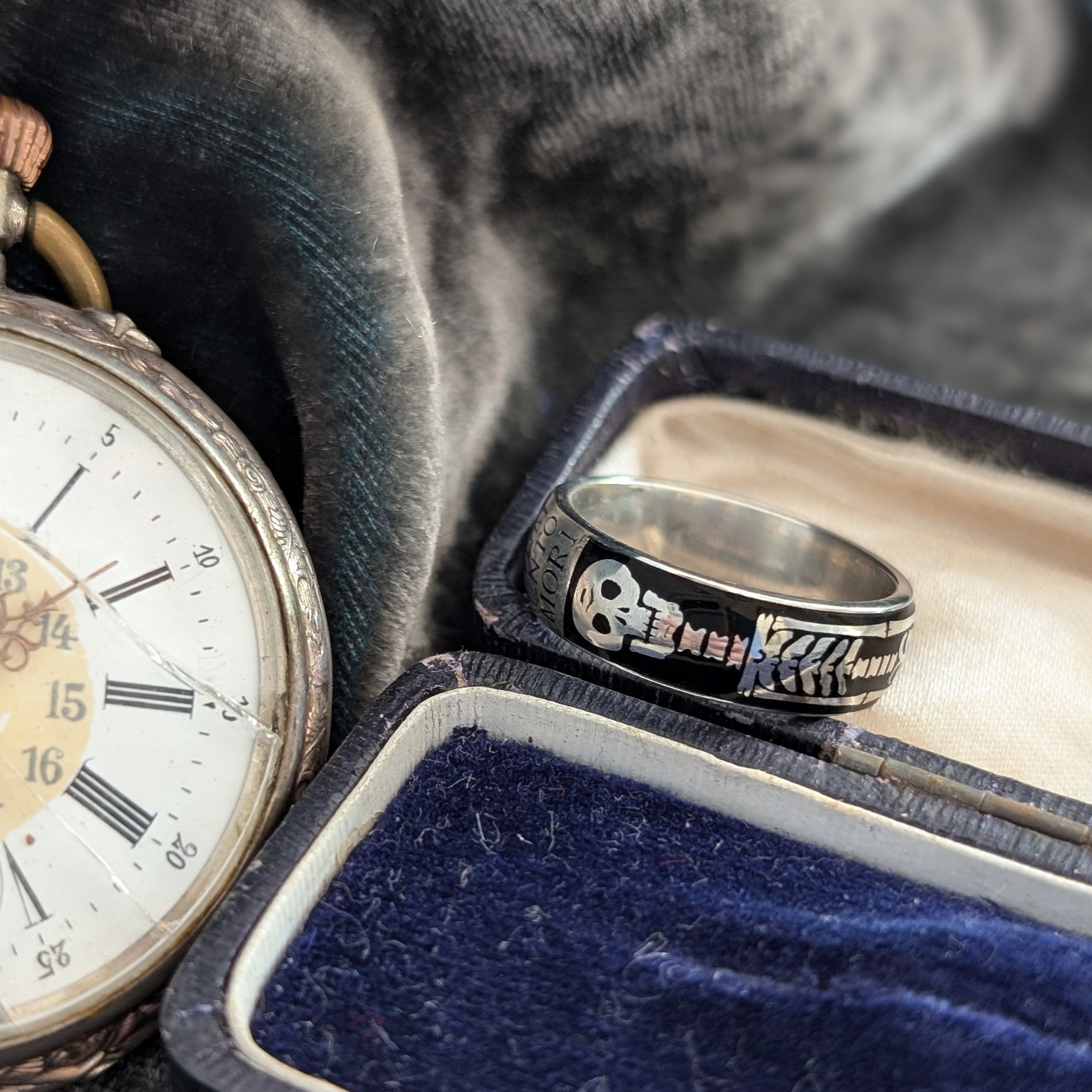 Mens Wide Gold Skeleton Band