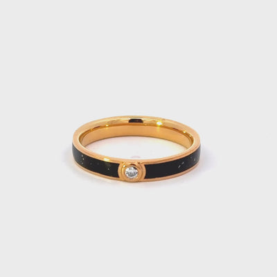 Mourning ring for ashes